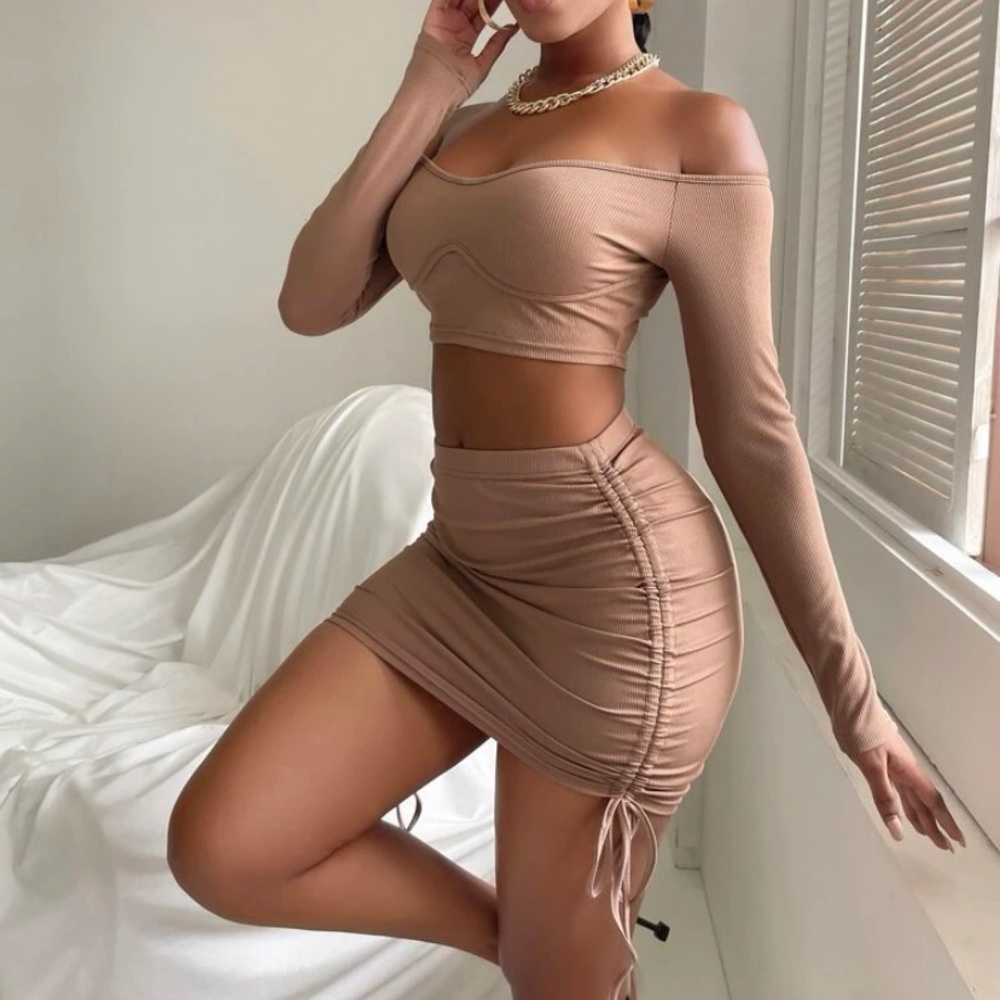 Off Shoulder Crop Top And Drawstring Ruched Skirt Set. - Picture 3 of 6